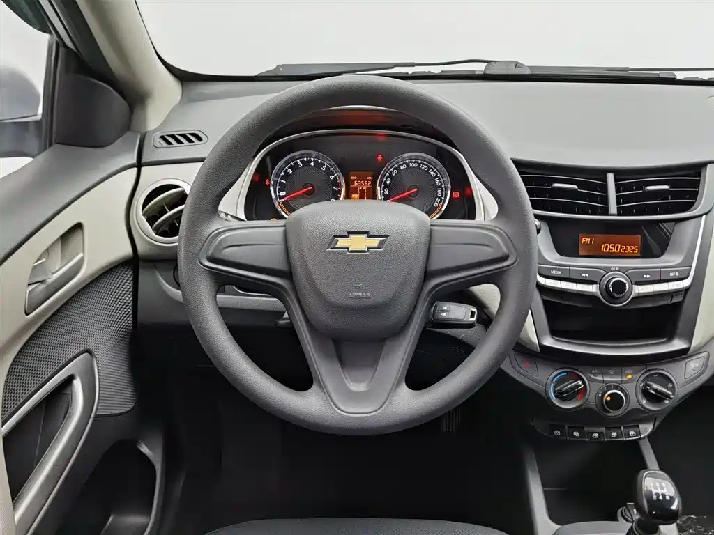 Chevrolet Sail 2015 — фото 11