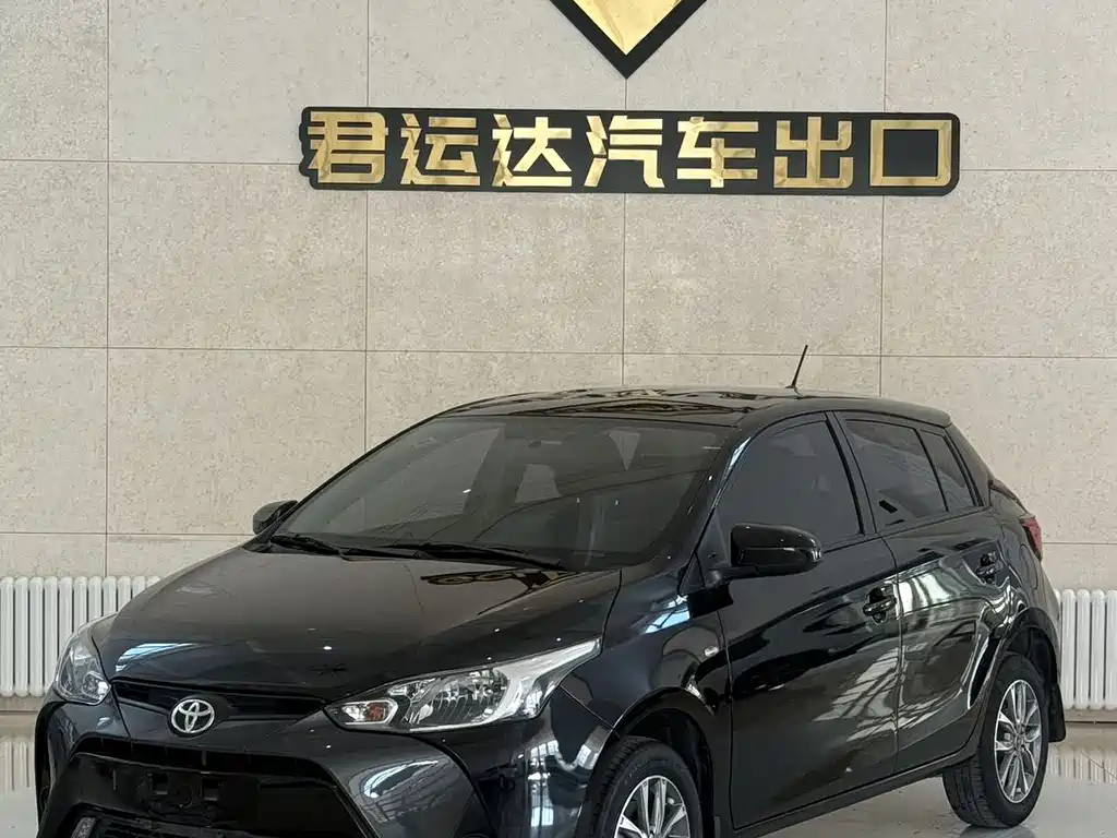 Toyota Yaris L 2022 — фото 6