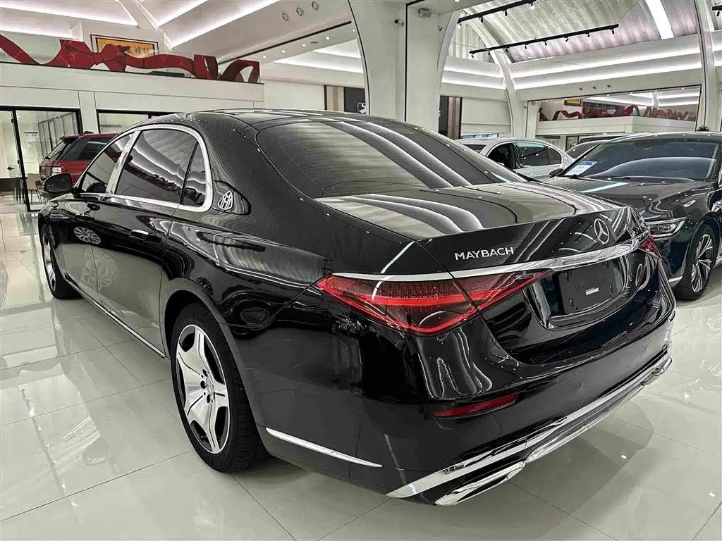 Mercedes-Benz Maybach S-Class 2023 — фото 17