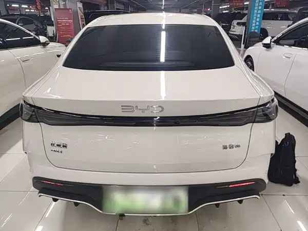 BYD Seal 06 2025