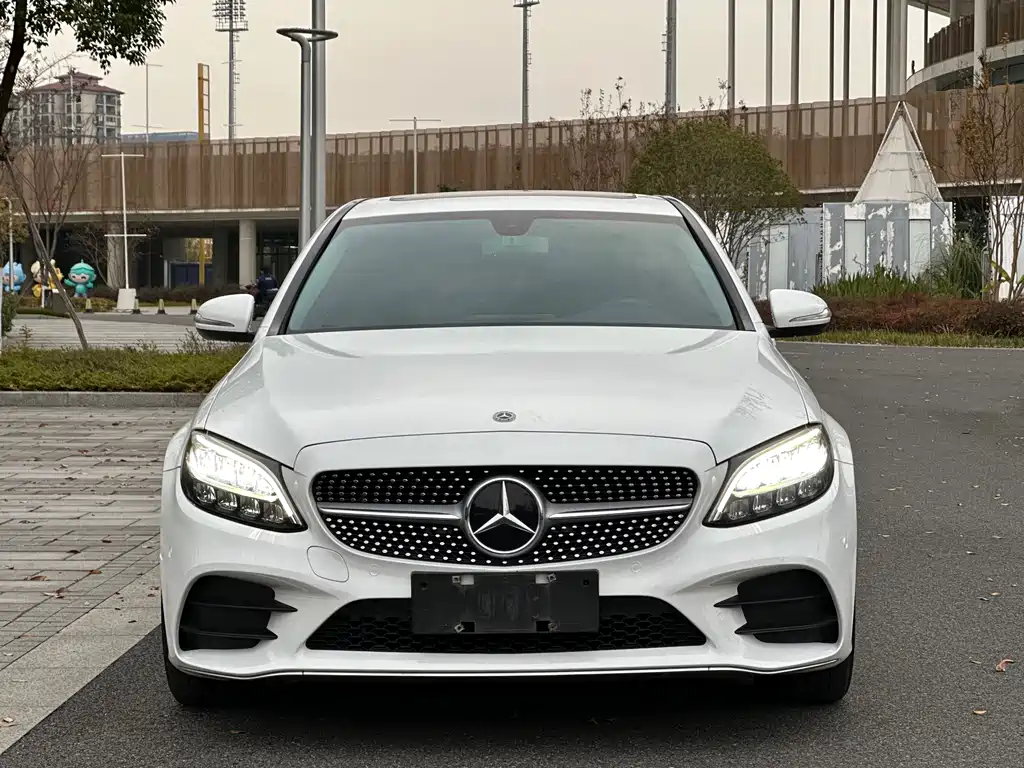 Mercedes-Benz C-Class 2019 — фото 2
