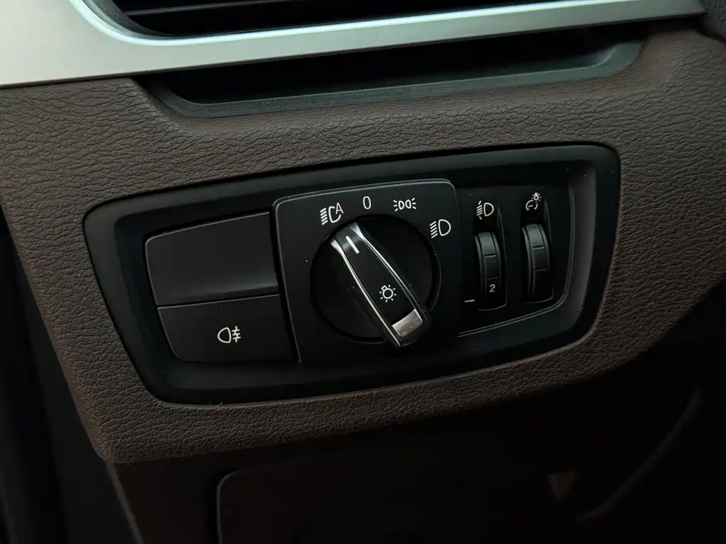 BMW X1 2020 — фото 18
