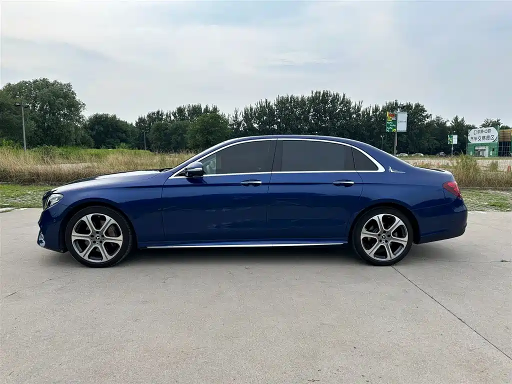 Mercedes-Benz E-Class 2017