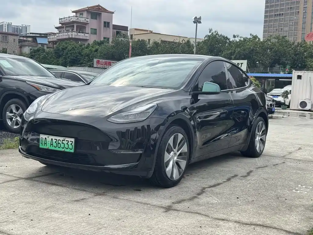 Tesla Model Y 2021 — фото 1