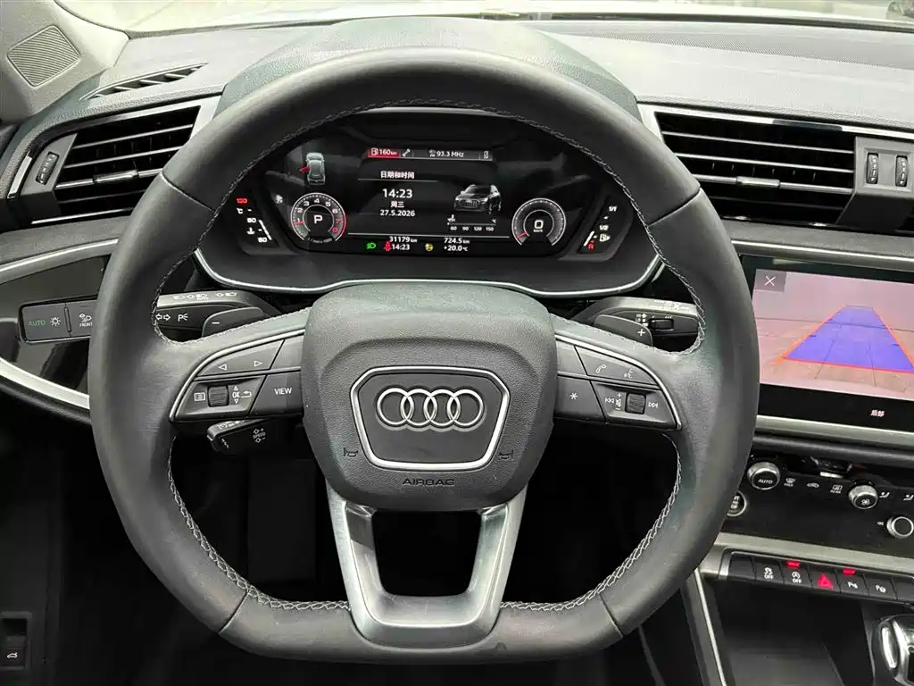 Audi Q3 2023 — фото 3