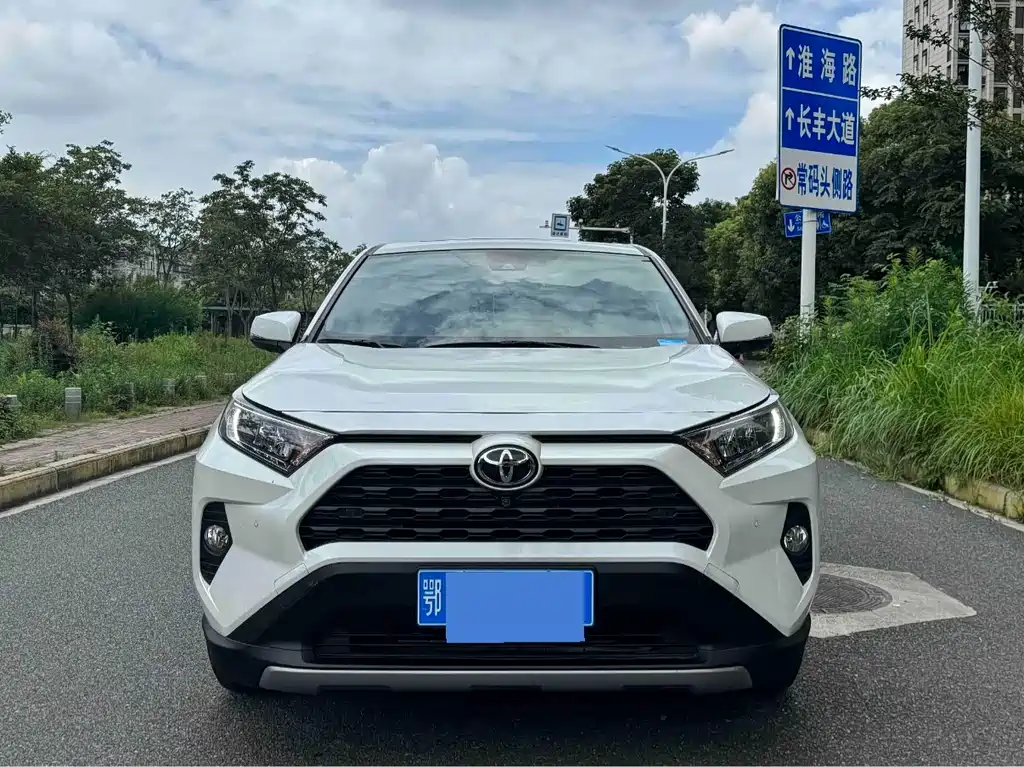 Toyota RAV4 2022