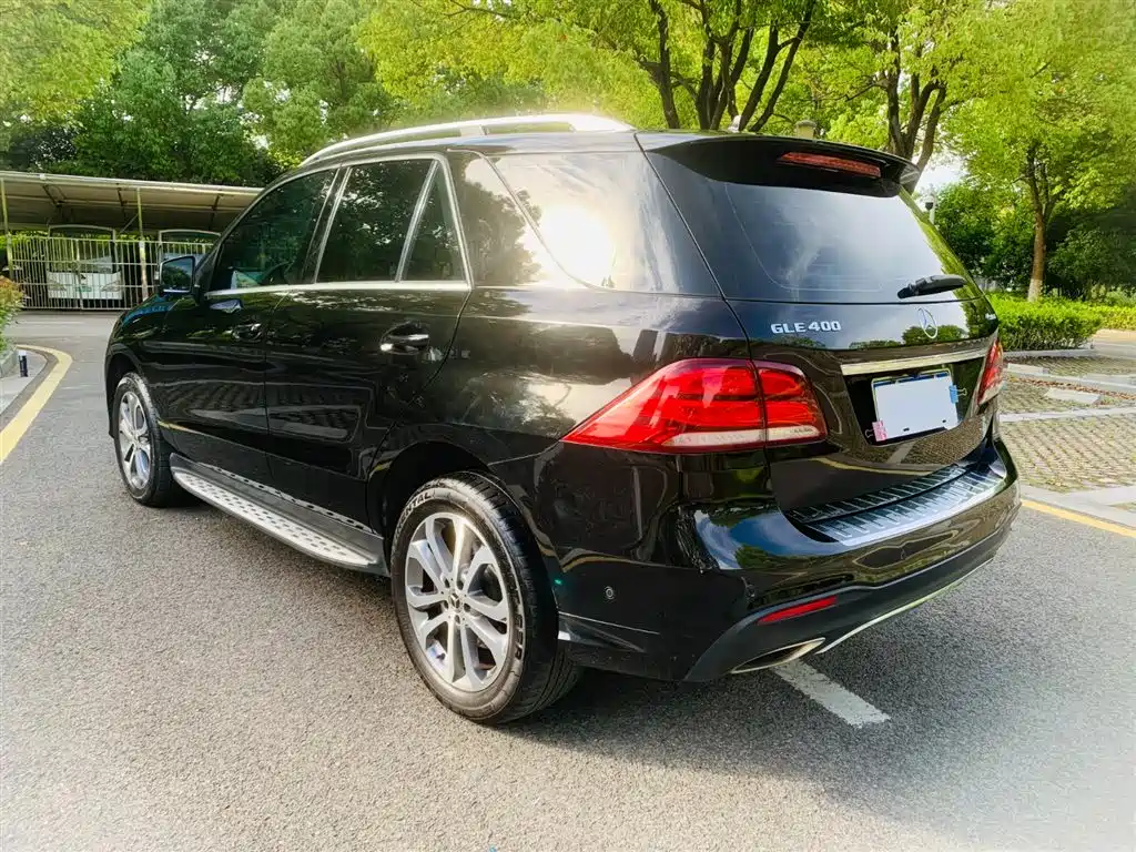 Mercedes-Benz GLE 2018 — фото 9