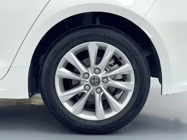 Toyota Corolla 2024 — фото 16