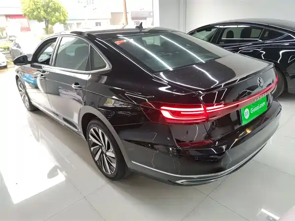 Volkswagen Passat 2022