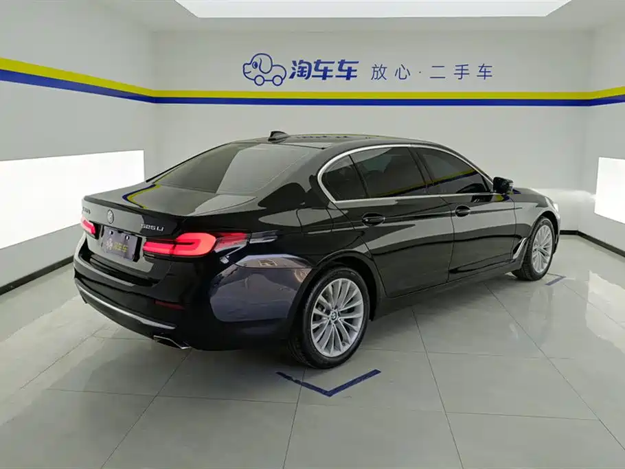 BMW 5 Series 2022