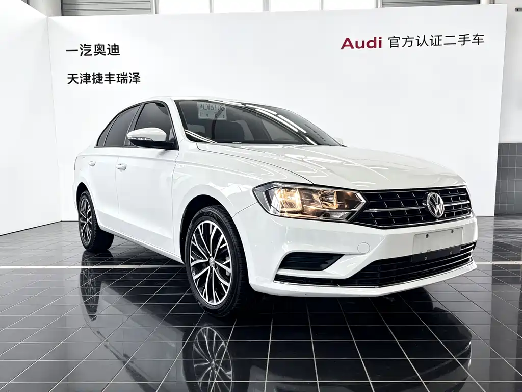 Volkswagen Bora 2021