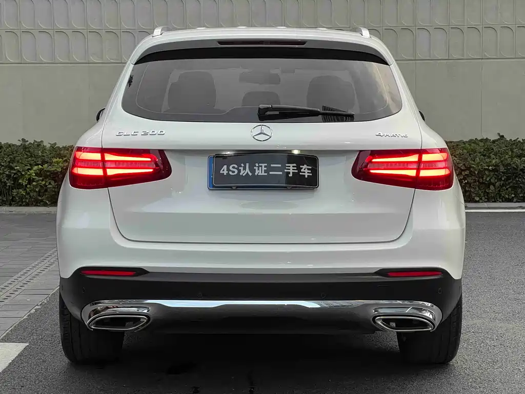 Mercedes-Benz GLC 2017 — фото 6