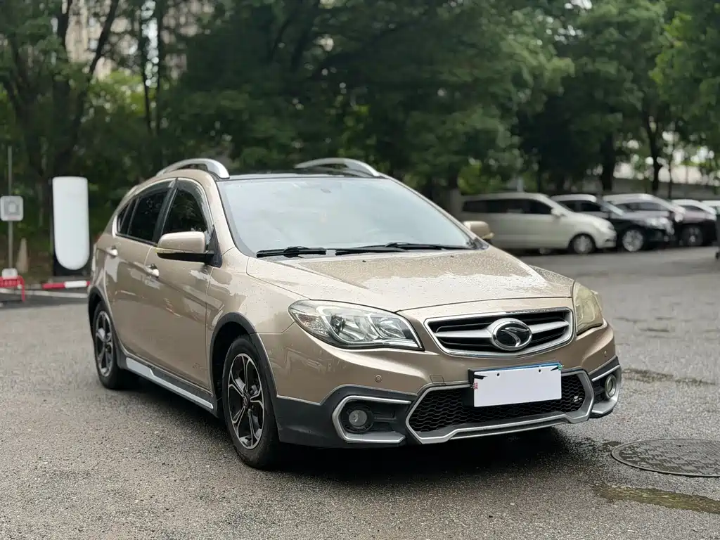 Soueast V6 Lingshi 2017