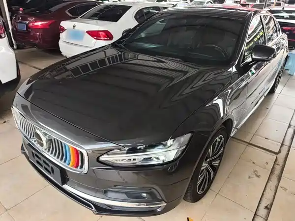 Volvo S90 2021
