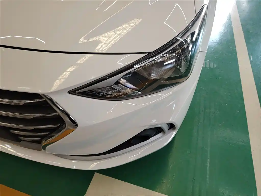 Hyundai Elantra 2020 — фото 24