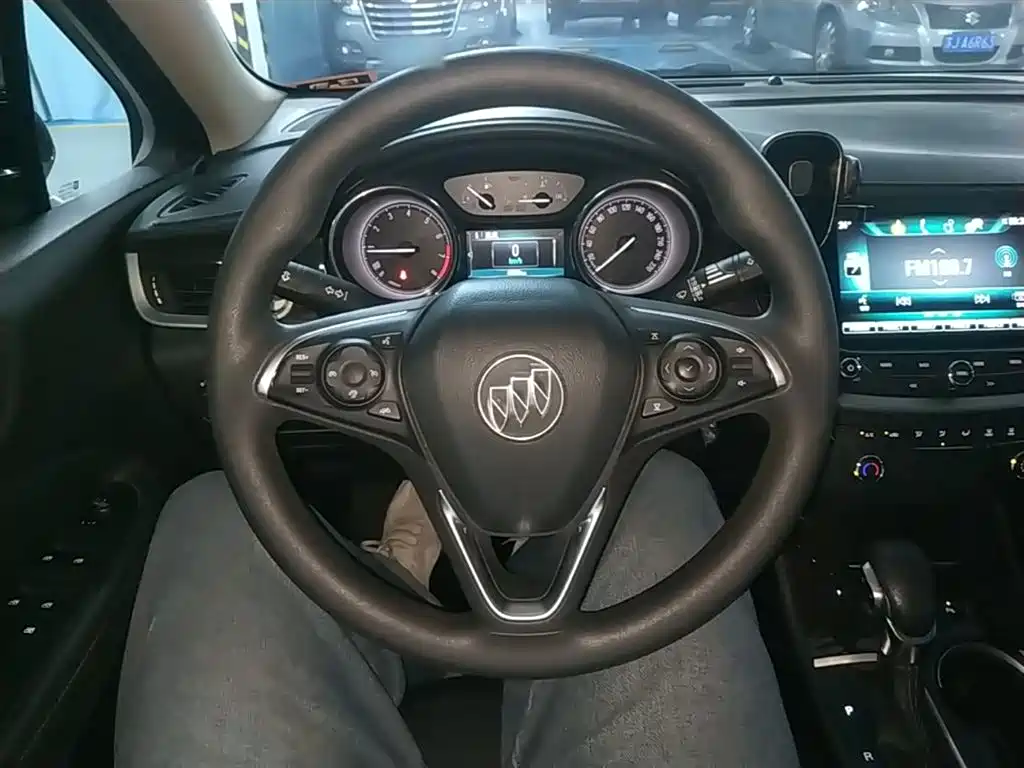 Buick Verano 2019 — фото 11