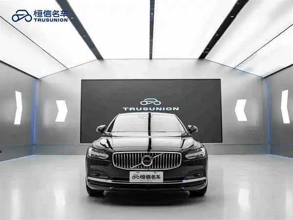 Volvo S90 2021
