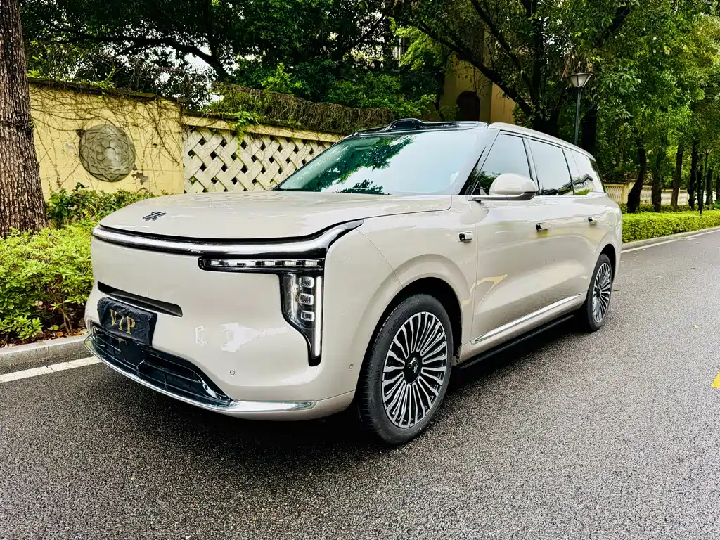 IM Motors LS9 2025