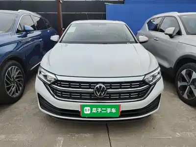 Volkswagen Sagitar 2025