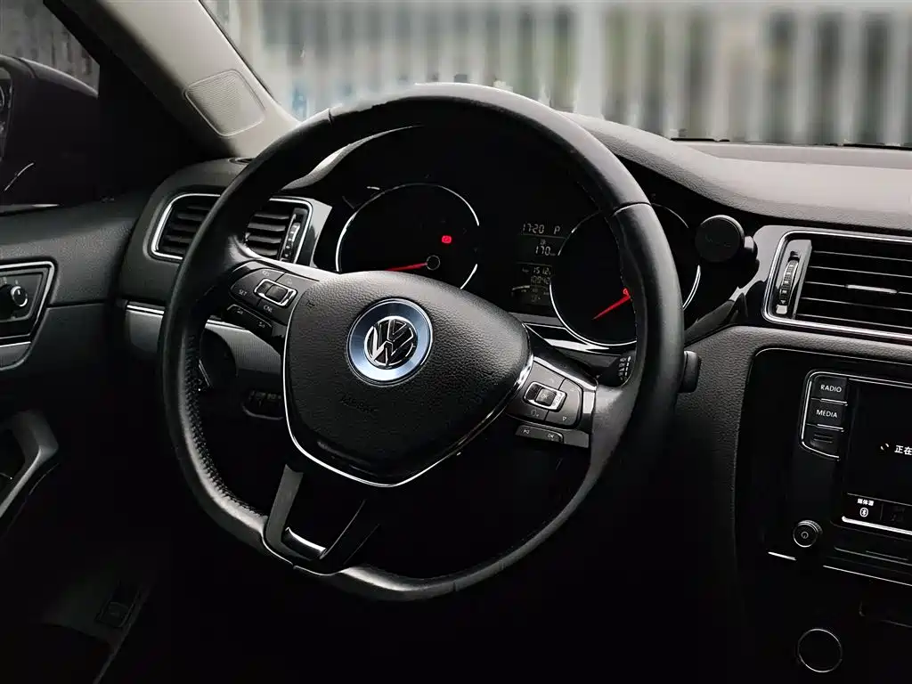 Volkswagen Sagitar 2018 — фото 14