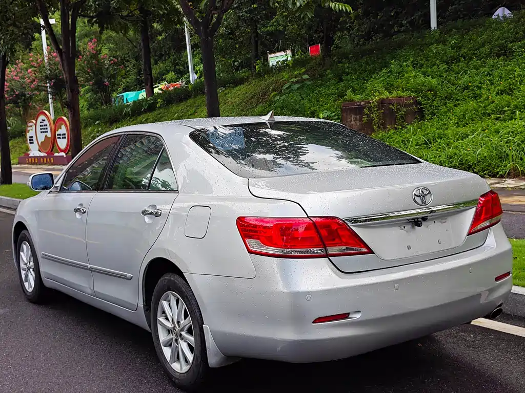 Toyota Camry 2013 — фото 13