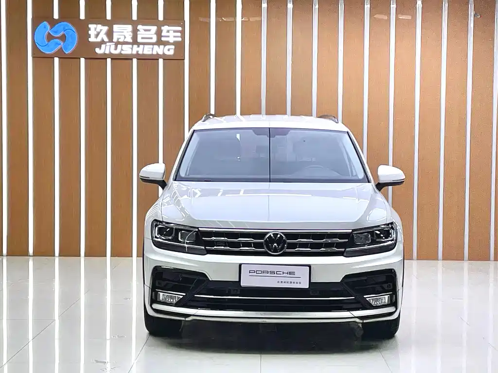 Volkswagen Tiguan L 2021 — фото 2