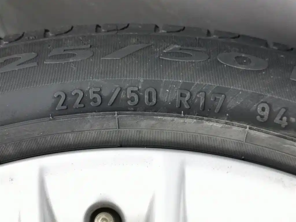 BMW 3 Series 2013 — фото 24
