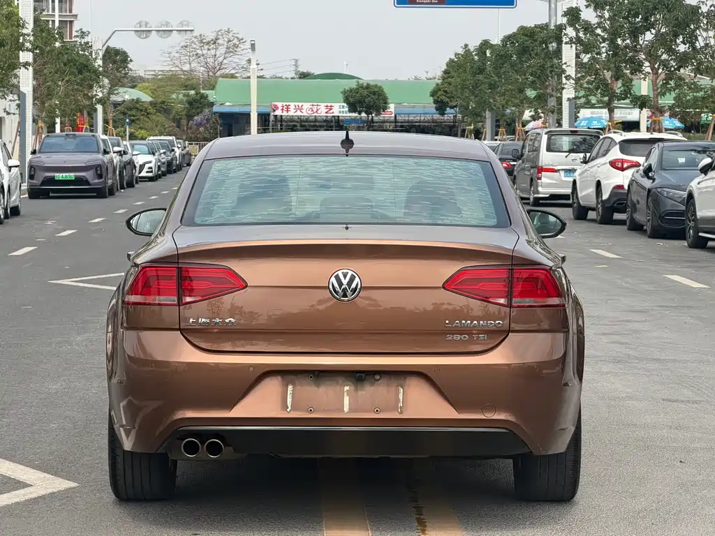 Volkswagen Lamando 2015