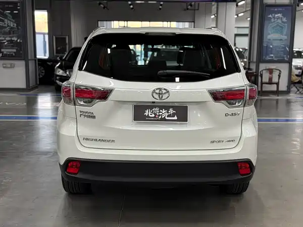 Toyota Highlander 2015