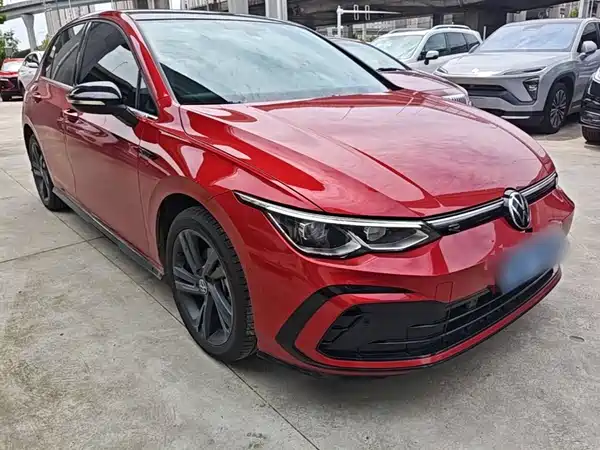 Volkswagen Golf 2024
