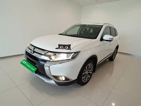 Mitsubishi Outlander 2018