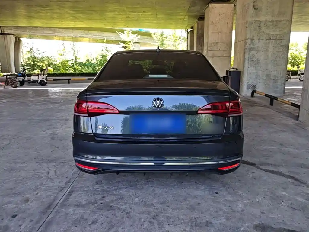 Volkswagen Bora 2023