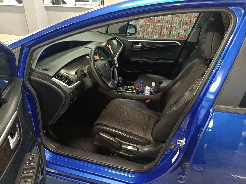 Honda Jade 2018 — фото 11