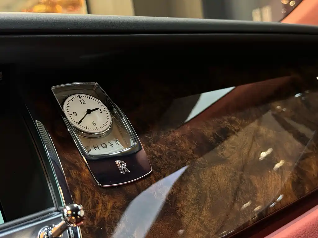 Rolls-Royce Ghost 2015 — фото 13