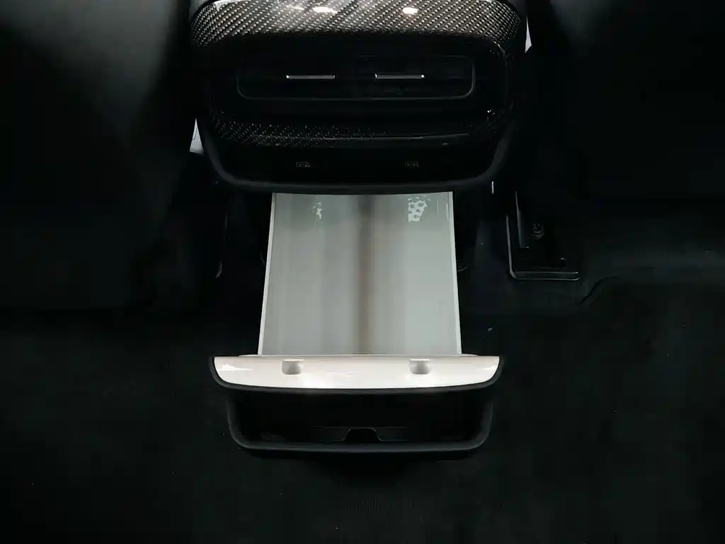 Xiaomi SU7 Ultra 2025 — фото 16