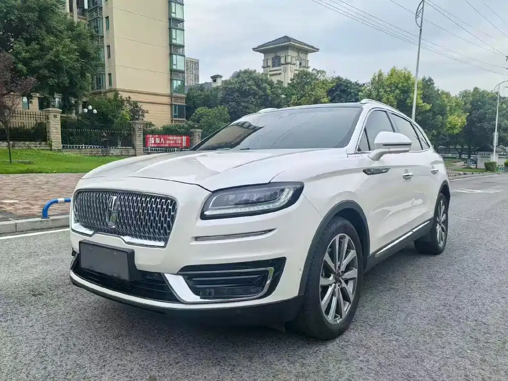 Lincoln Nautilus 2019