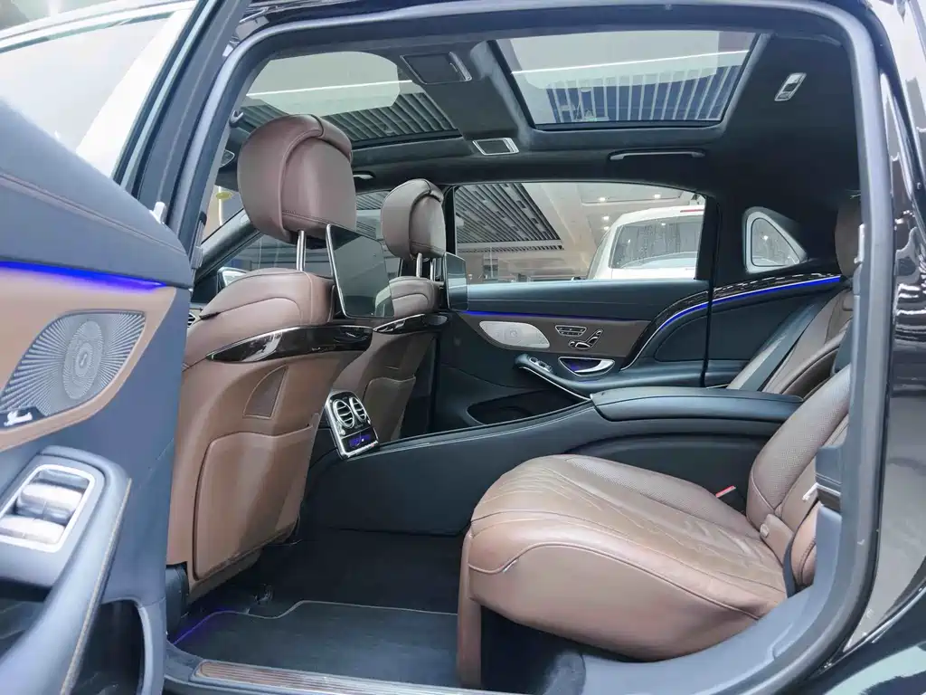 Mercedes-Benz Maybach S-Class 2020 — фото 11