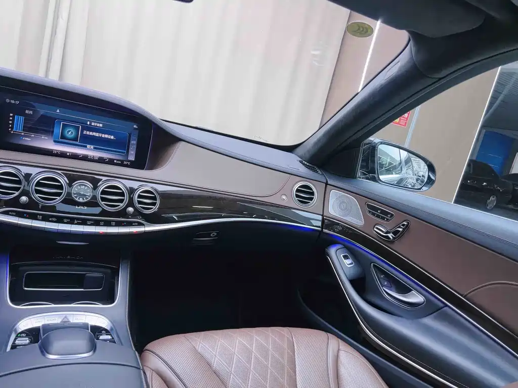 Mercedes-Benz Maybach S-Class 2020 — фото 15