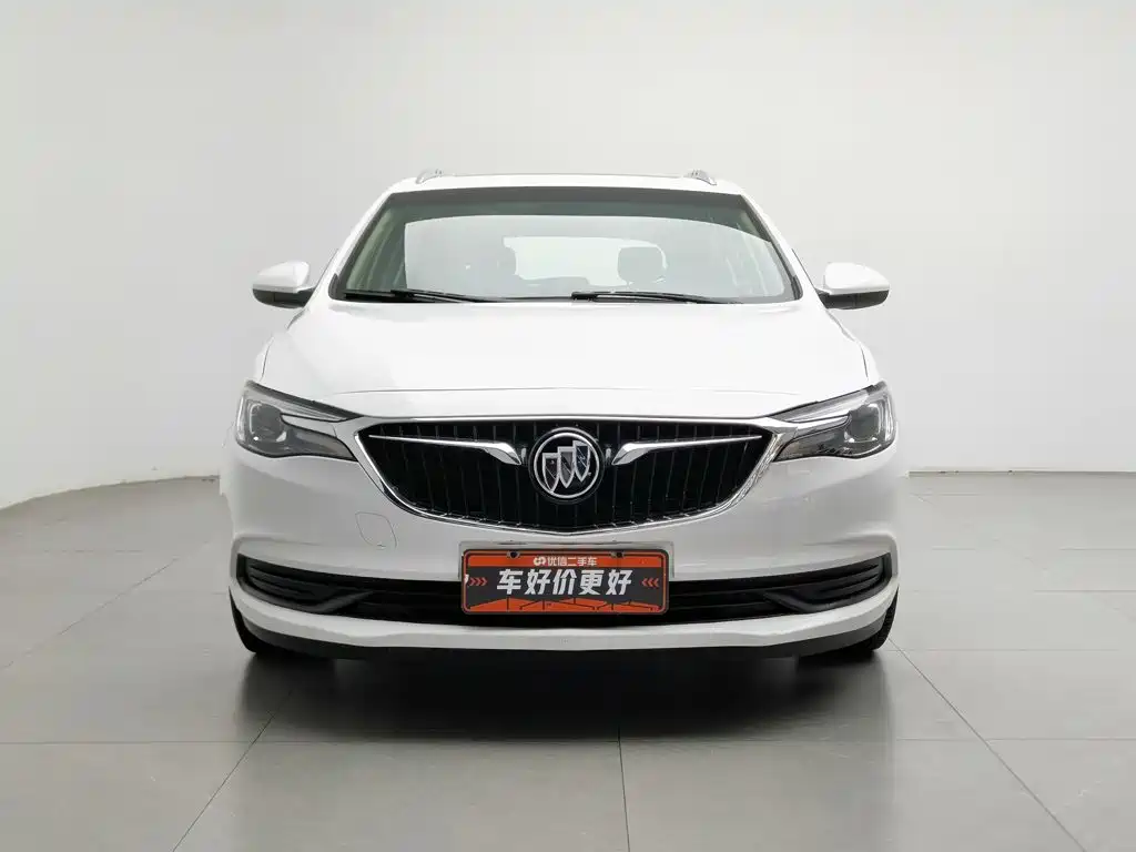 Buick Excelle 2018 — фото 3