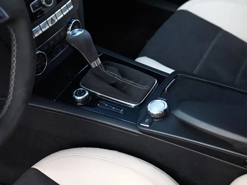 Mercedes-Benz C-Class AMG 2015 — фото 9