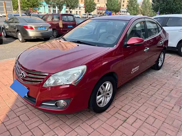 Hyundai Yuedong 2013