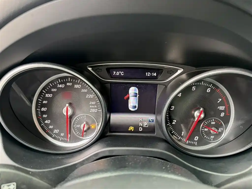 Mercedes-Benz CLA 2018 — фото 14