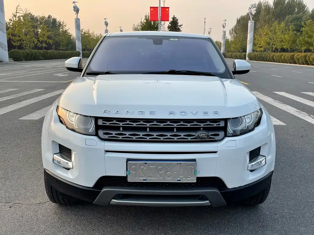 Land Rover Range Rover Evoque 2015 — фото 2