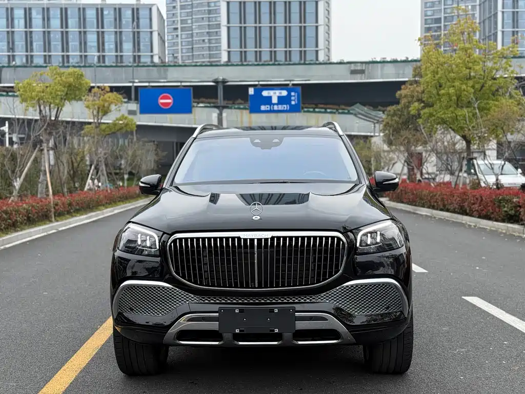 Mercedes-Benz GLS 2023