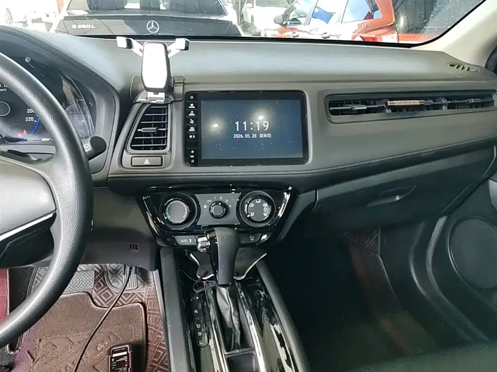 Honda Vezel 2020 — фото 13