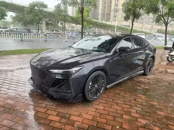 Changan UNI-V 2023