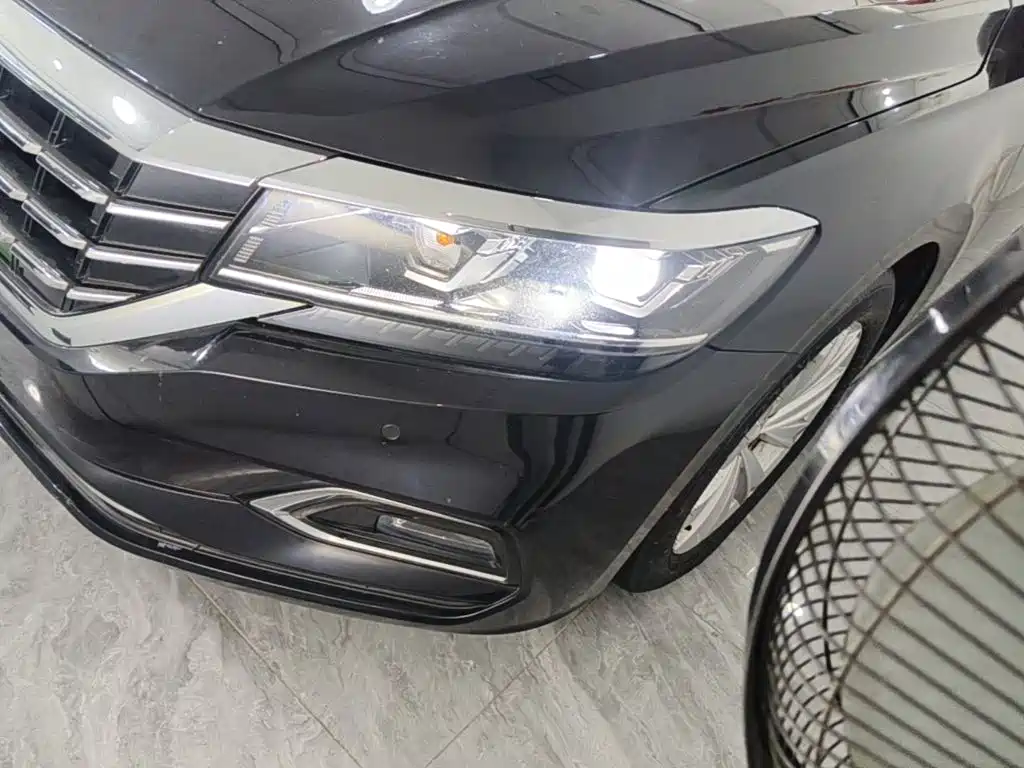 Volkswagen Passat 2019 — фото 24