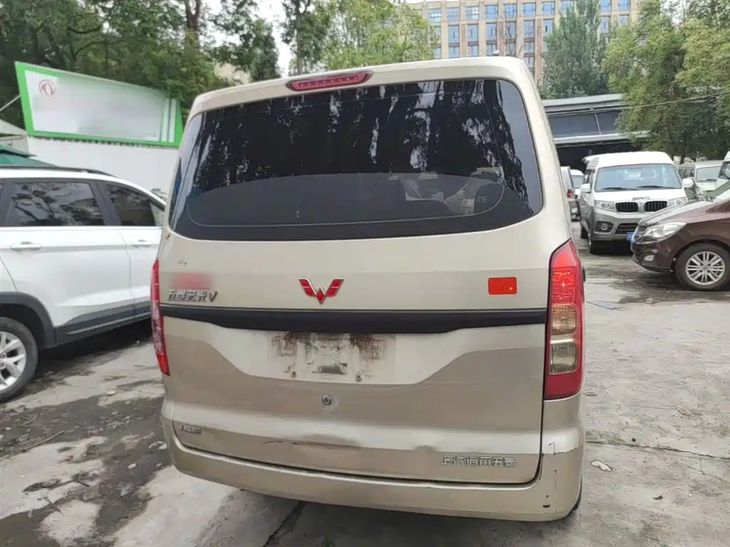 Wuling Hongguang V 2023 — фото 6