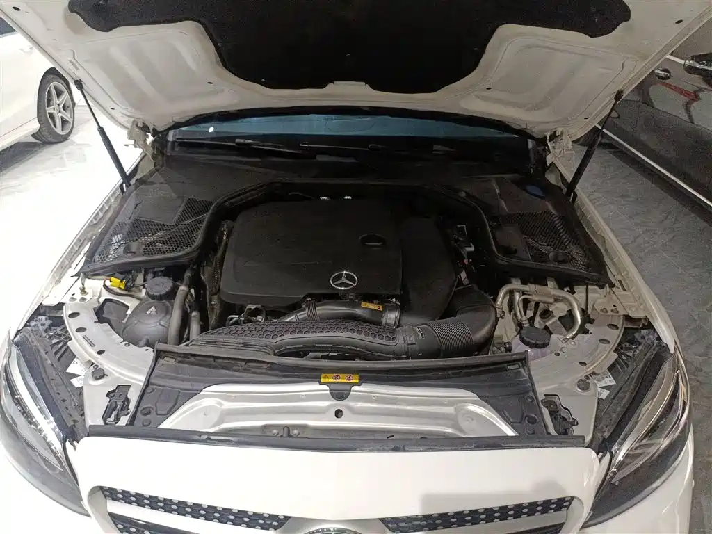 Mercedes-Benz C-Class 2020 — фото 20
