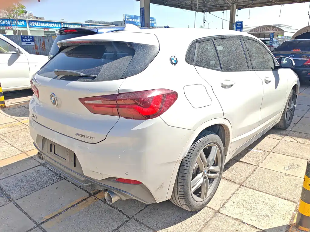 BMW X2 2021 — фото 8